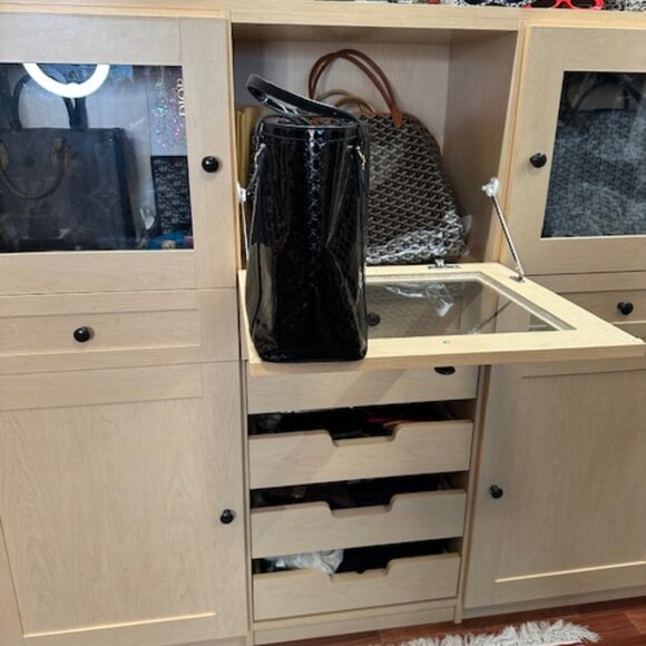 Share Show With @blockhart925 on 10-25 at 3:00 Ca Time GUCCI Bags GIVEEYY - Picture 3 of 13